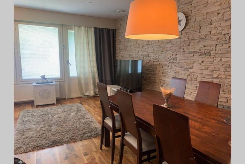 Luxus House With Sauna Nearby Airport Daire Vantaa Dış mekan fotoğraf