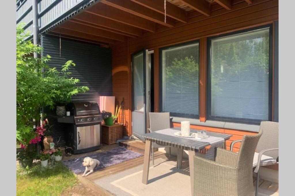 Luxus House With Sauna Nearby Airport Daire Vantaa Dış mekan fotoğraf