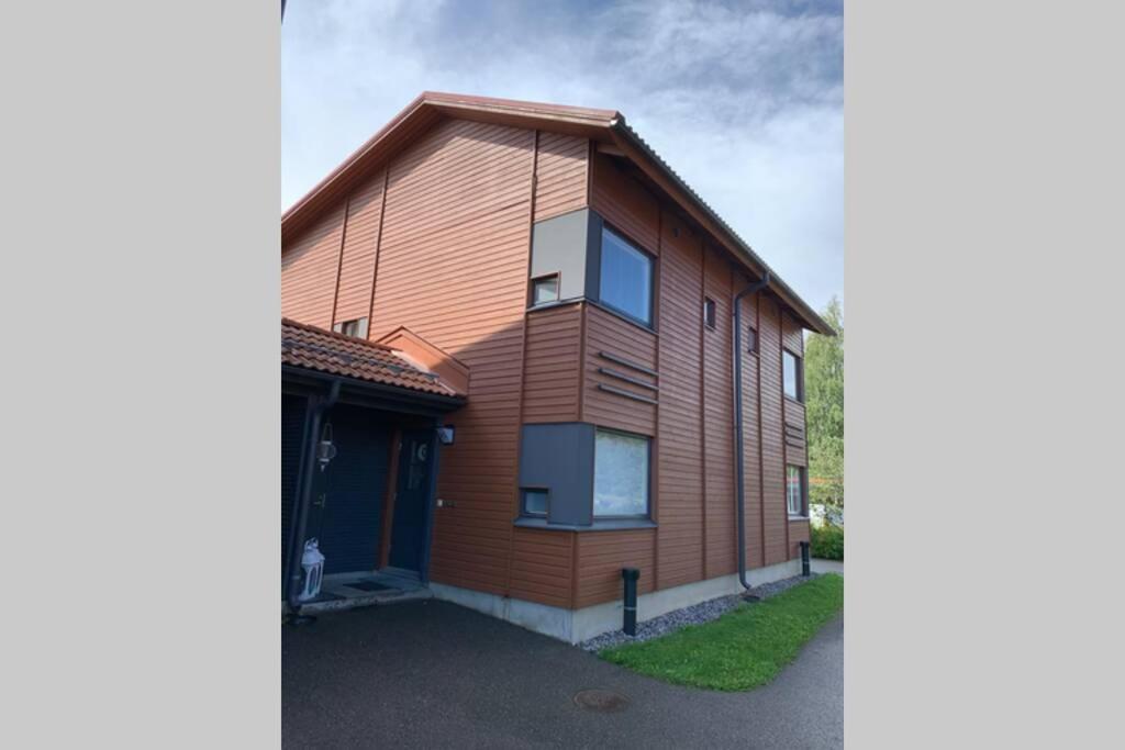 Luxus House With Sauna Nearby Airport Daire Vantaa Dış mekan fotoğraf