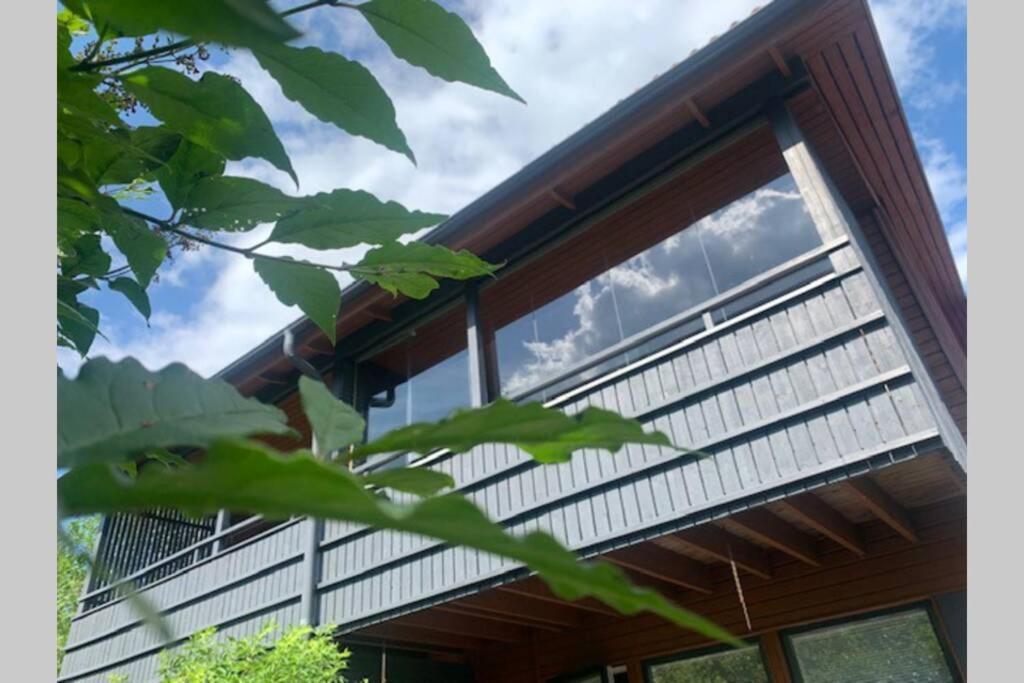 Luxus House With Sauna Nearby Airport Daire Vantaa Dış mekan fotoğraf